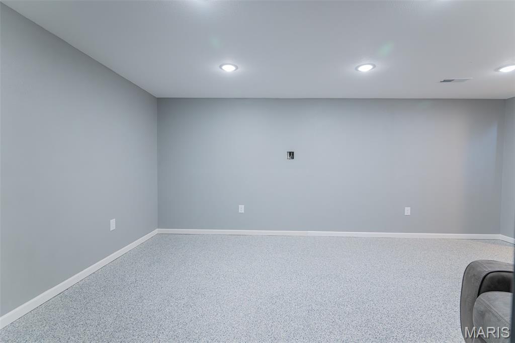 5715 Dove Lake Road Jefferson City, MO 65101 - Photo 35 of 56