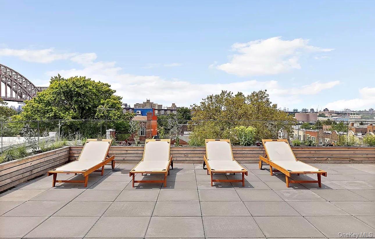 19-14 21st Road, Unit 2A Queens, NY 11105 - Photo 17 of 19