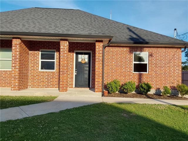 3507 Sinclair Street Chalmette, LA 70043 - Photo 2 of 28