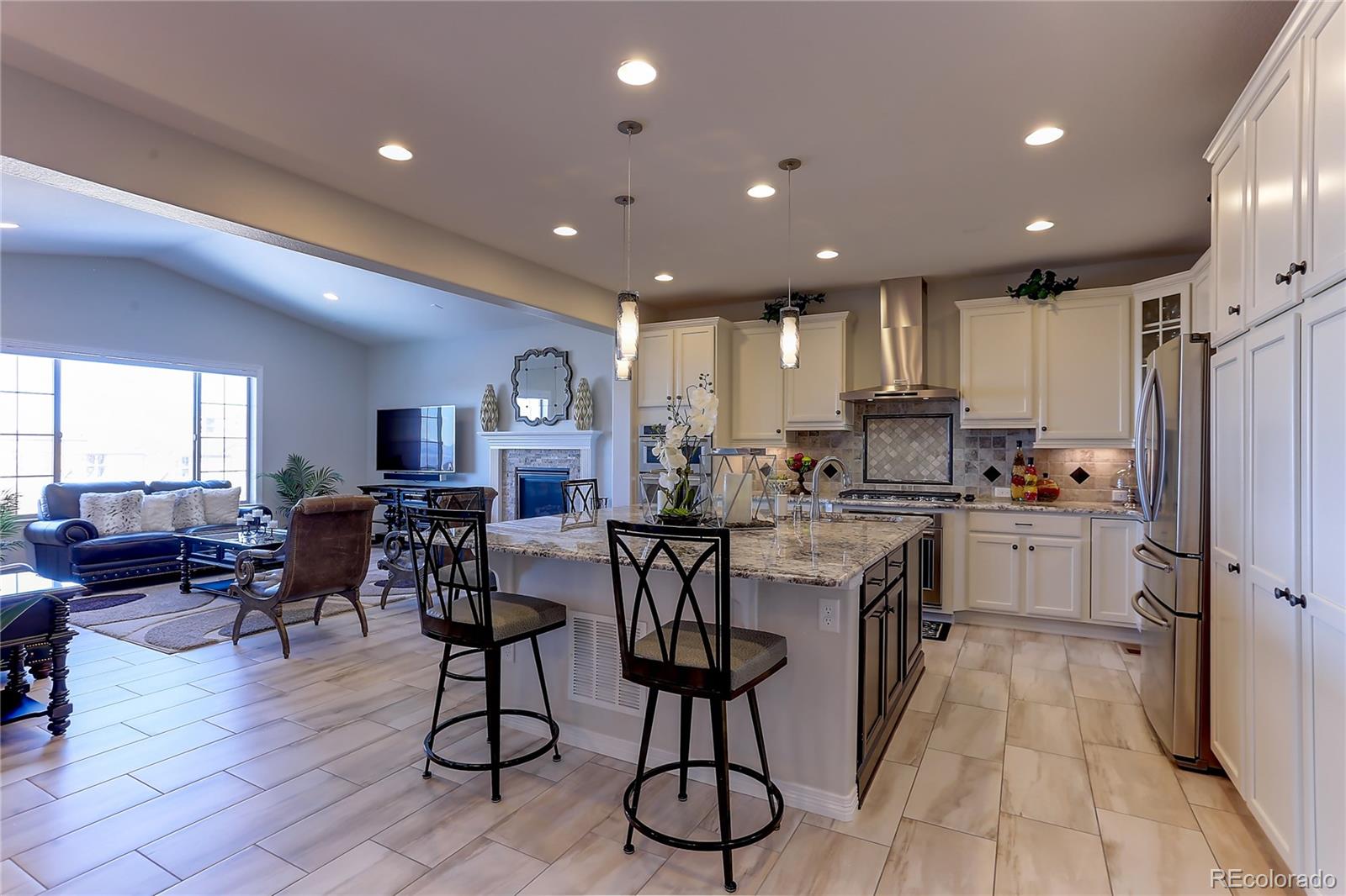 10769 Timberdash Avenue Highlands Ranch, CO 80126 - Photo 5 of 35 Gallery Image 5