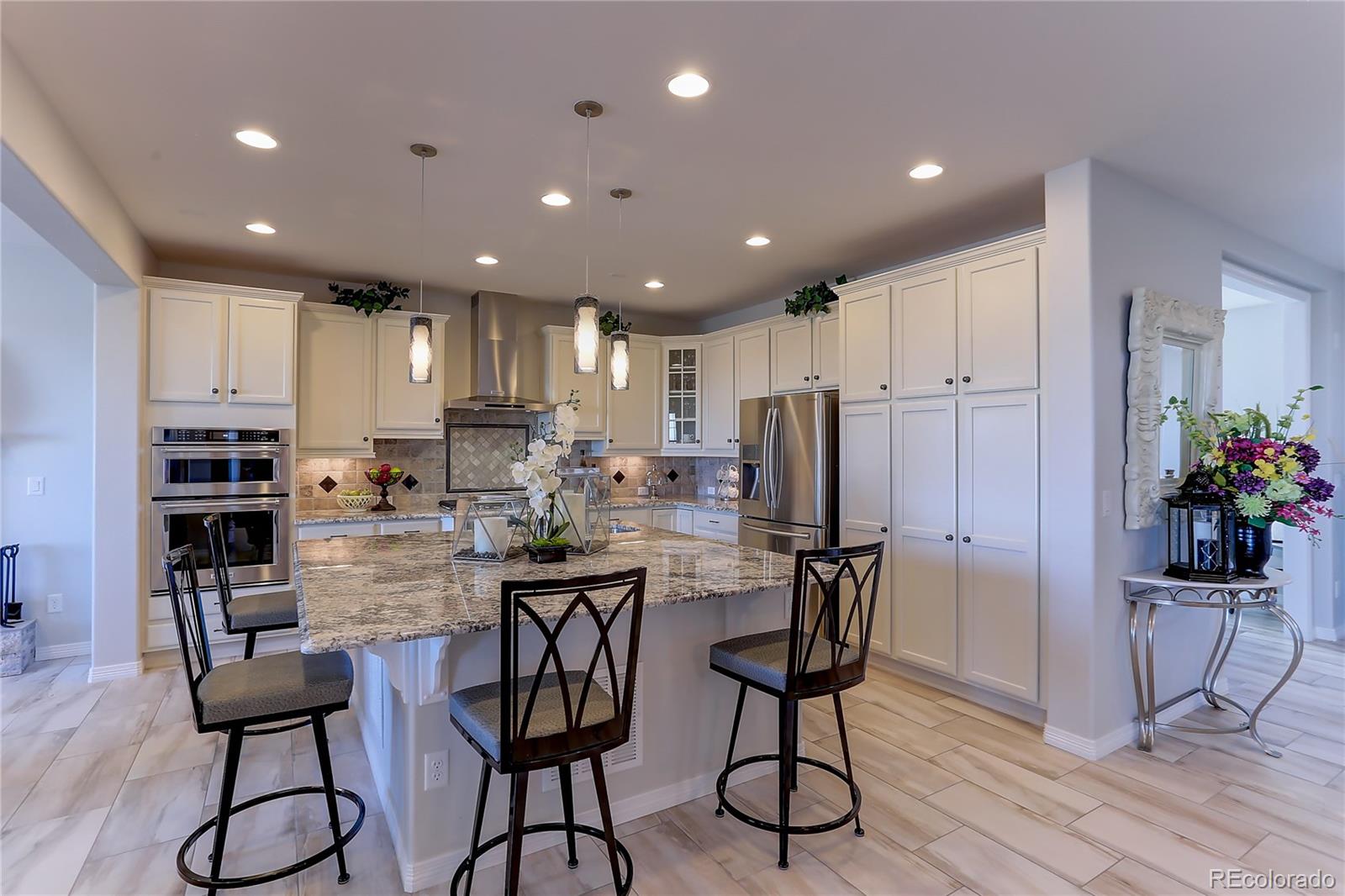 10769 Timberdash Avenue Highlands Ranch, CO 80126 - Photo 6 of 35 Gallery Image 6