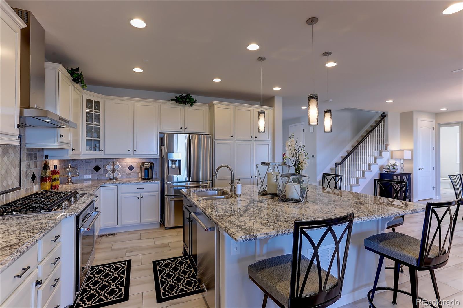 10769 Timberdash Avenue Highlands Ranch, CO 80126 - Photo 8 of 35 Gallery Image 8