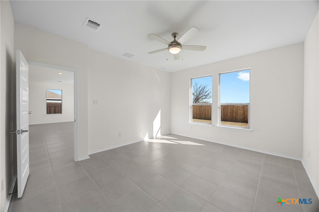 1933 Jadd Street Belton, TX 76513 - Photo 16 of 30 Primary Bedroom