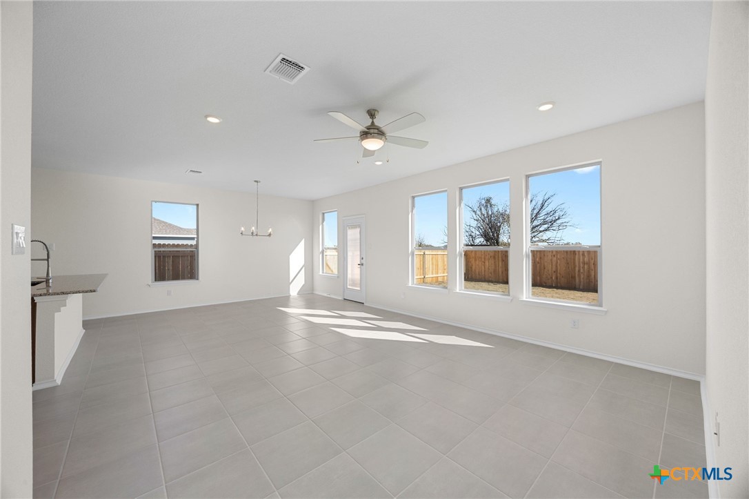 1933 Jadd Street Belton, TX 76513 - Photo 6 of 30 Great Room