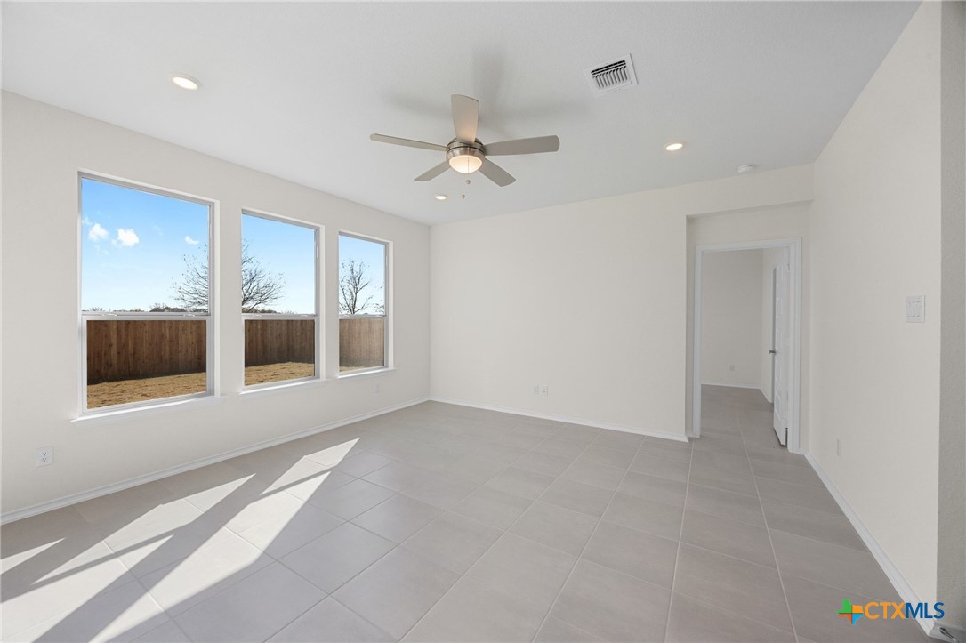 1933 Jadd Street Belton, TX 76513 - Photo 7 of 30 Great Room