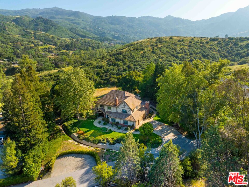 2317 Sierra Creek Road Agoura Hills, CA 91301 - Photo 14 of 73