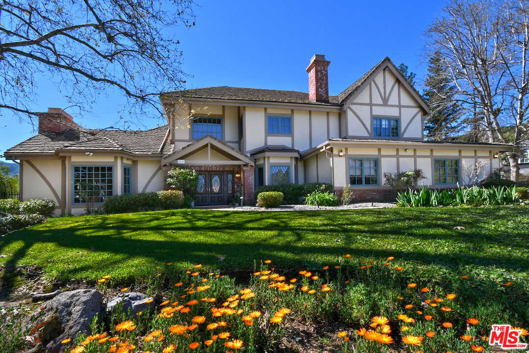 2317 Sierra Creek Road Agoura Hills, CA 91301 - Photo 2 of 73