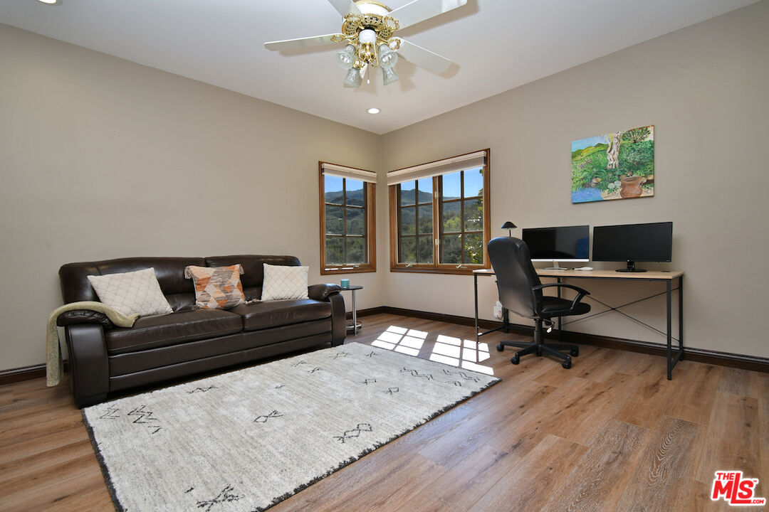 2317 Sierra Creek Road Agoura Hills, CA 91301 - Photo 25 of 73