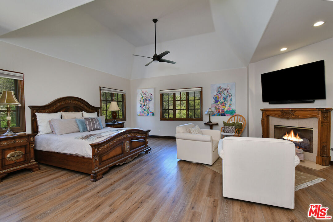 2317 Sierra Creek Road Agoura Hills, CA 91301 - Photo 37 of 73