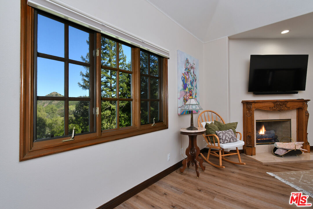 2317 Sierra Creek Road Agoura Hills, CA 91301 - Photo 43 of 73