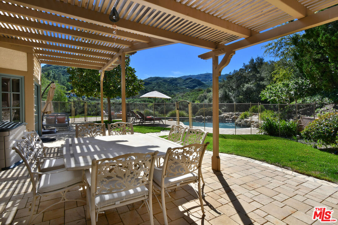 2317 Sierra Creek Road Agoura Hills, CA 91301 - Photo 49 of 73