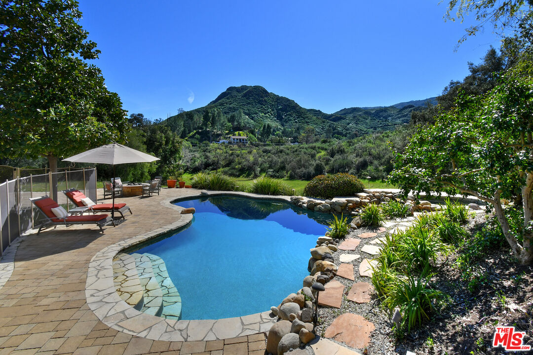 2317 Sierra Creek Road Agoura Hills, CA 91301 - Photo 53 of 73