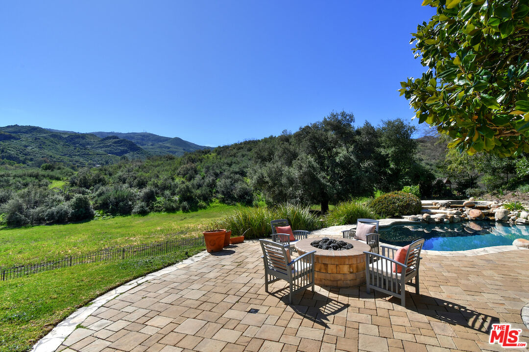 2317 Sierra Creek Road Agoura Hills, CA 91301 - Photo 67 of 73