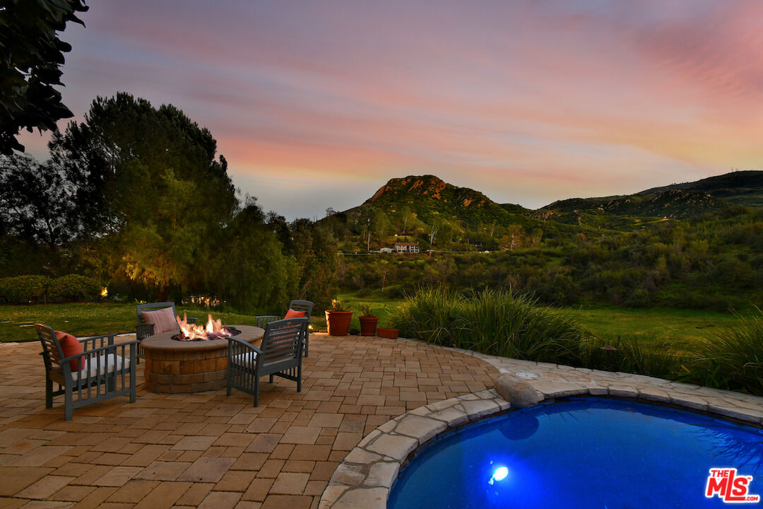 2317 Sierra Creek Road Agoura Hills, CA 91301 - Photo 68 of 73