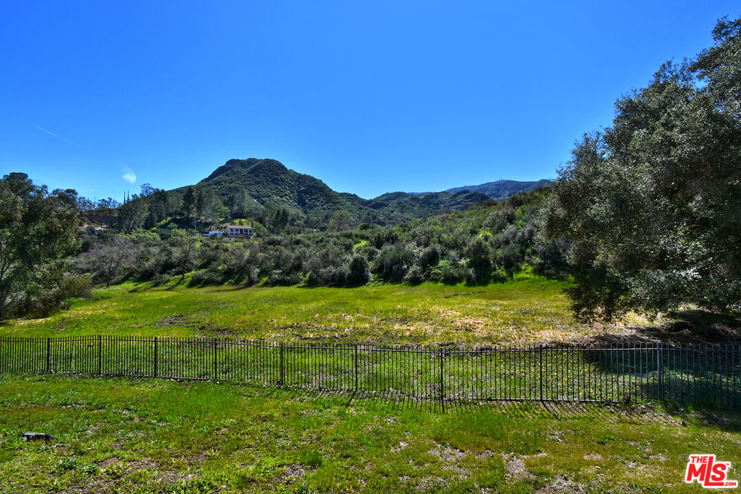 2317 Sierra Creek Road Agoura Hills, CA 91301 - Photo 71 of 73