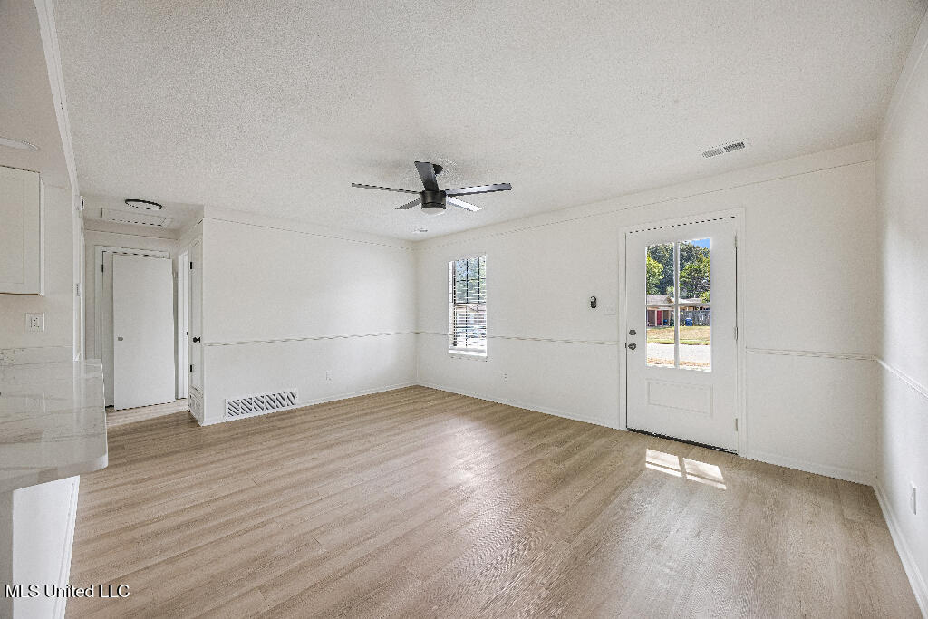 3430 Mayfair Road Horn Lake, MS 38637 - Photo 5 of 16 04