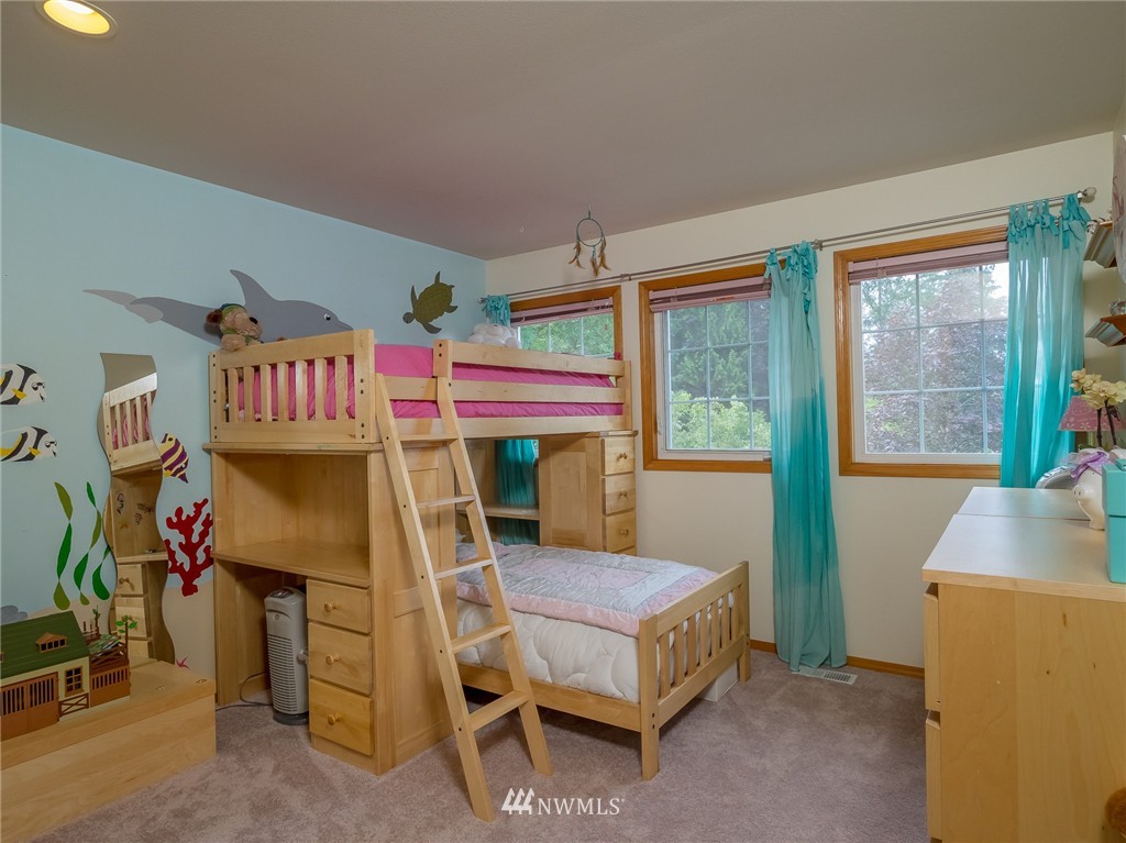19028 89th Place Northeast Bothell, WA 98011 - Photo 14 of 22 Gallery Image 14