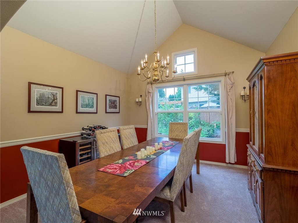 19028 89th Place Northeast Bothell, WA 98011 - Photo 3 of 22 Gallery Image 3