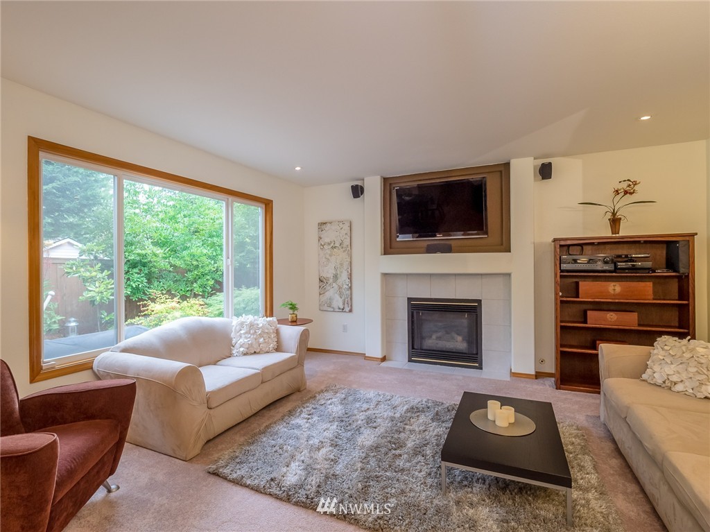 19028 89th Place Northeast Bothell, WA 98011 - Photo 10 of 22 Gallery Image 10