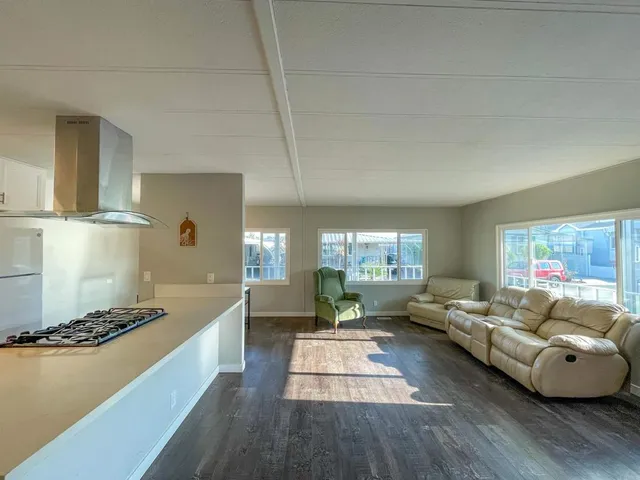 $260,000 | 200 North El Camino Real, Unit 345, Oceanside, CA 92058