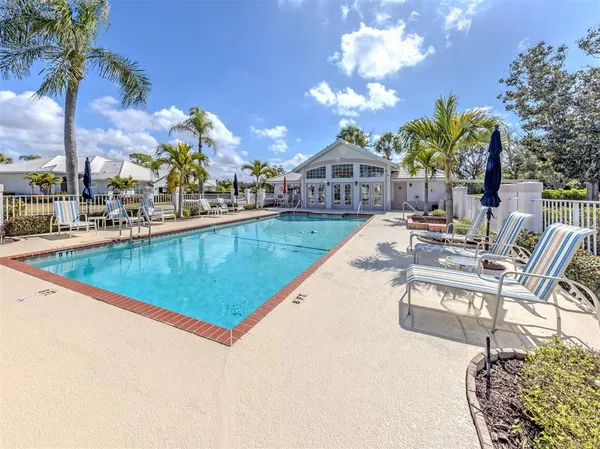 $449,000 | 620 Crossfield Circle, Unit 38, Venice, FL 34293