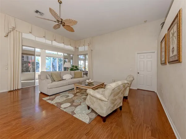 $449,000 | 620 Crossfield Circle, Unit 38, Venice, FL 34293