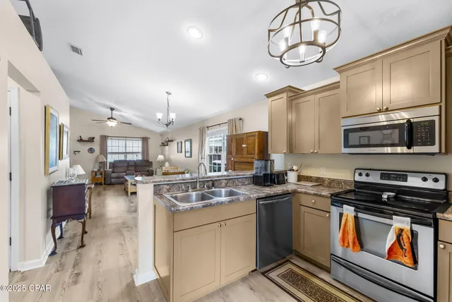 $259,900 | 2624 Avondale Court, Panama City, FL 32404