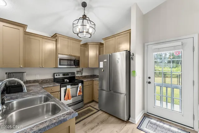 $259,900 | 2624 Avondale Court, Panama City, FL 32404