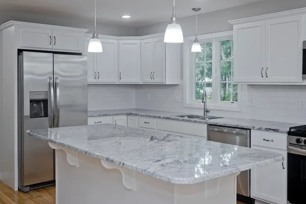 $475,000 | 34 Chilson Street, Springfield, MA 01118