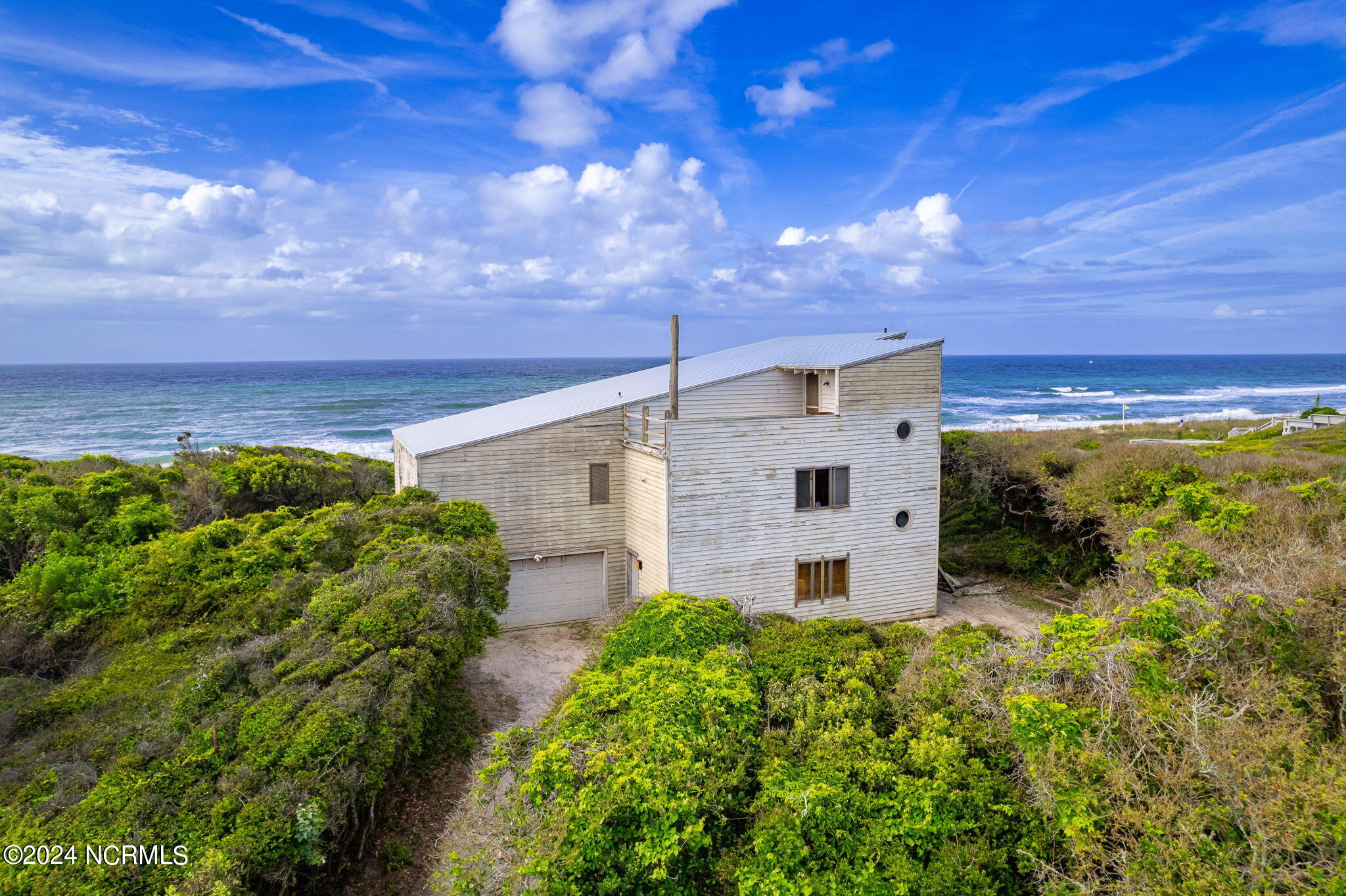 227 Salter Path Road, Pine Knoll Shores