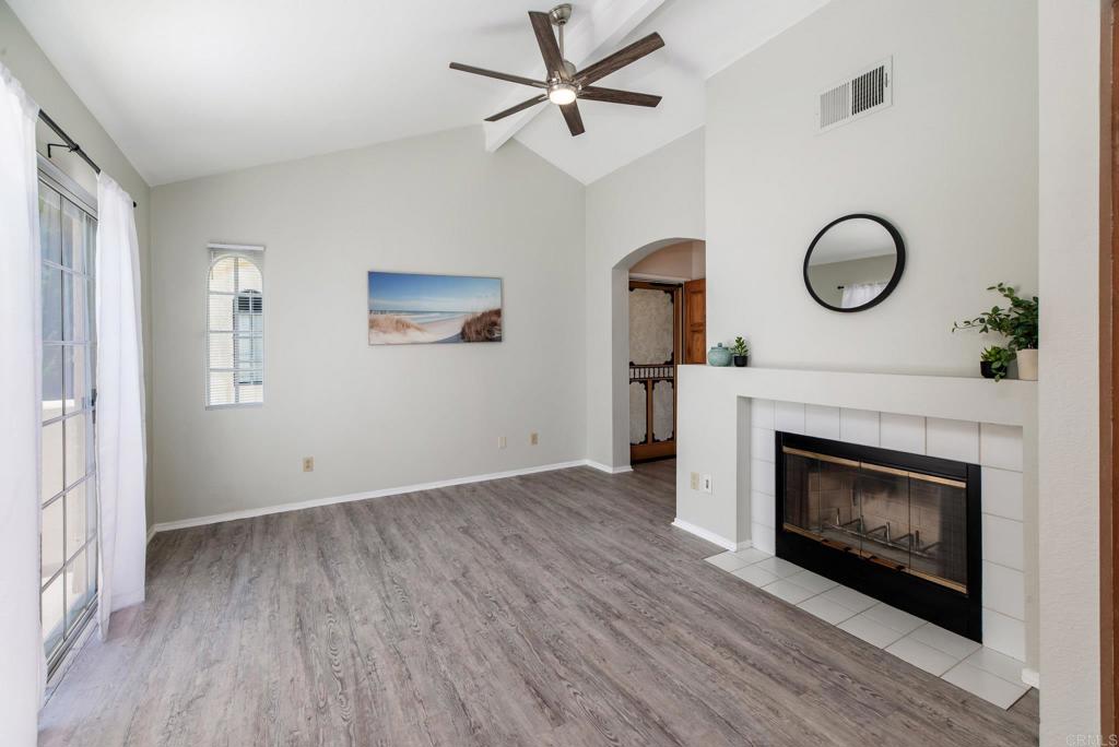740 Breeze Hill Road, Unit 170 Vista, CA 92081 - Photo 10 of 28