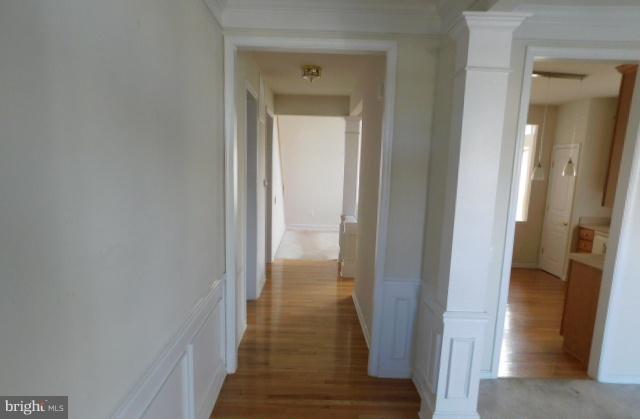 68 East Shipps Way Riverside, NJ 08075 - Photo 2 of 21