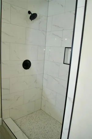 $2,150 | 2405 Byron Avenue, Pearland, TX 77581