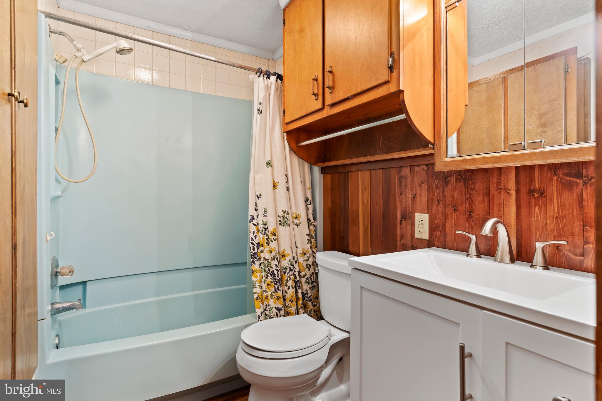 1797 New Bloomfield Road New Bloomfield, PA 17068 - Photo 18 of 44 Full Bathroom