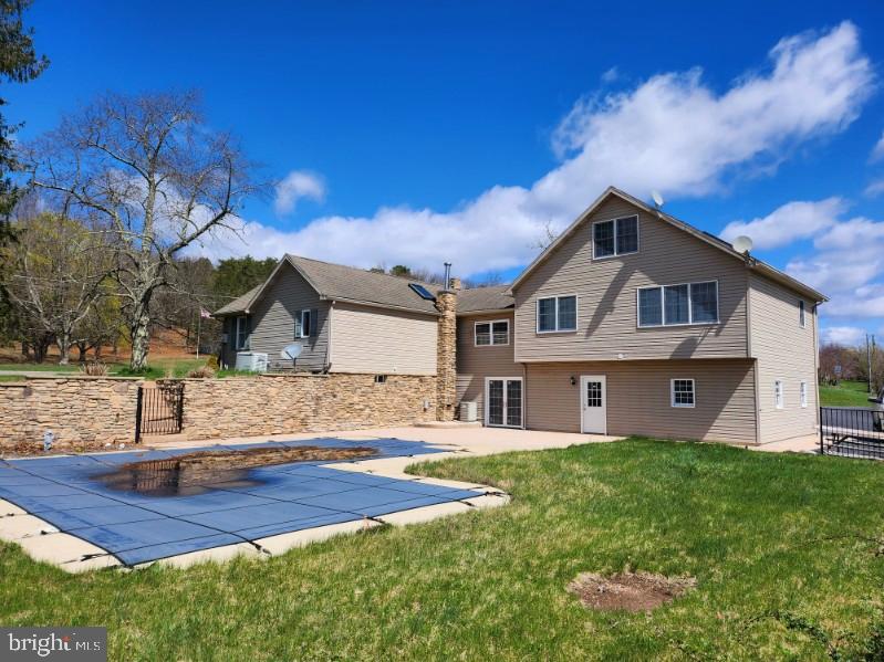 1797 New Bloomfield Road New Bloomfield, PA 17068 - Photo 4 of 10