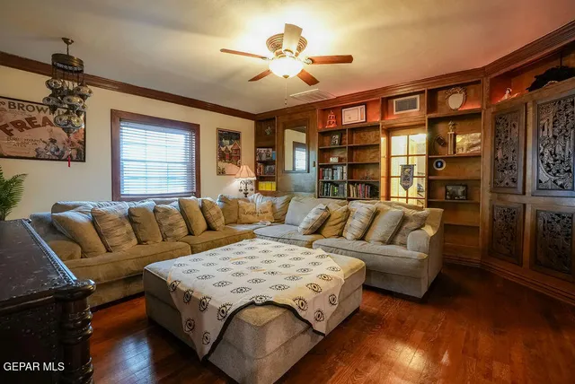 $525,000 | 4536 Trowbridge Drive, El Paso, TX 79903