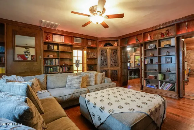 $525,000 | 4536 Trowbridge Drive, El Paso, TX 79903