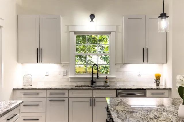 $899,000 | 409 19th Ave Circle Northwest, Unit 12, Hickory, NC 28601