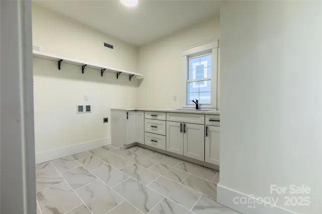 $899,000 | 409 19th Ave Circle Northwest, Unit 12, Hickory, NC 28601