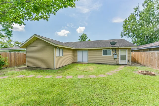 $200,000 | 3809 Newton Drive, Pasadena, TX 77503