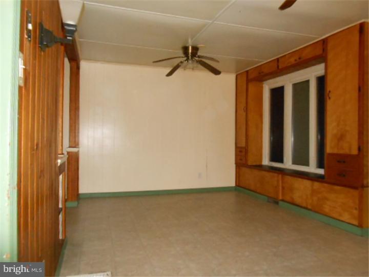531 Byron Road Warminster, PA 18974 - Photo 7 of 14