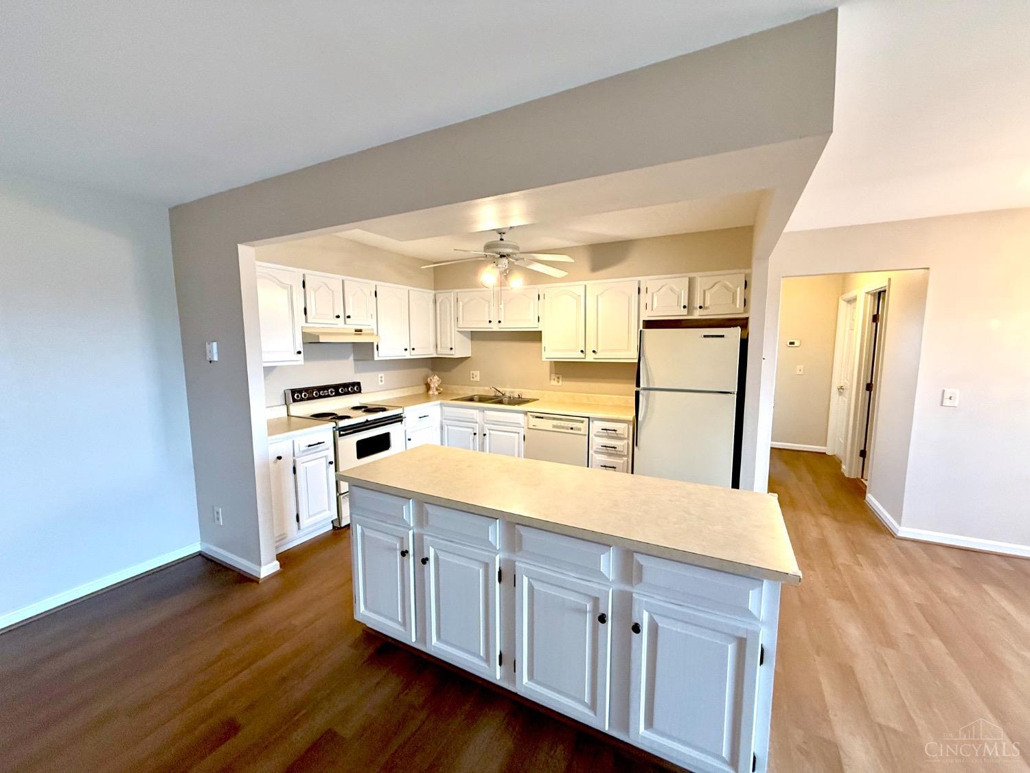 5342 Werk Road, Unit A12 Cincinnati, OH 45248 - Photo 14 of 30 Gallery Image 14