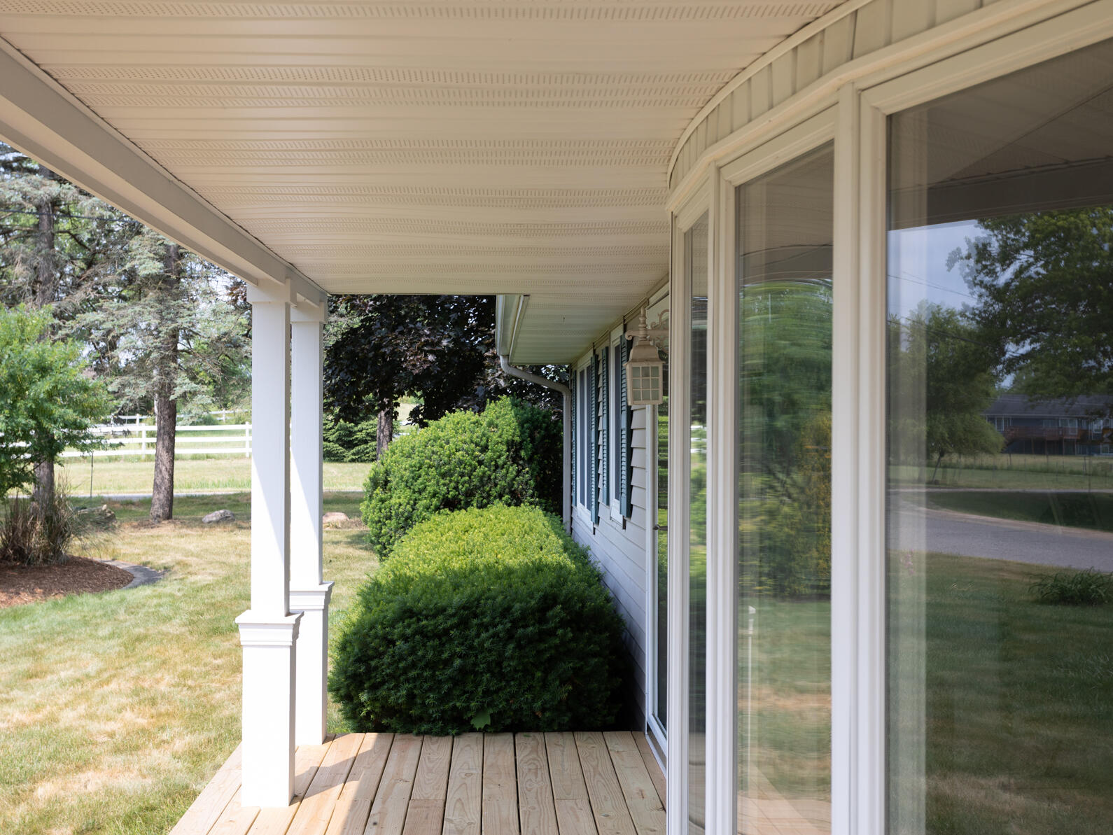1000 Maple Grove Road Jackson, MI 49201 - Photo 2 of 44 0N0A9010