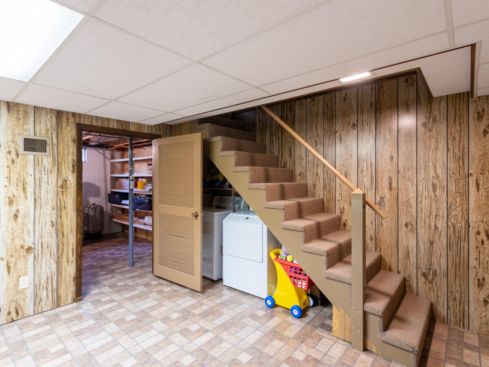 1000 Maple Grove Road Jackson, MI 49201 - Photo 29 of 44 0N0A9127-HDR