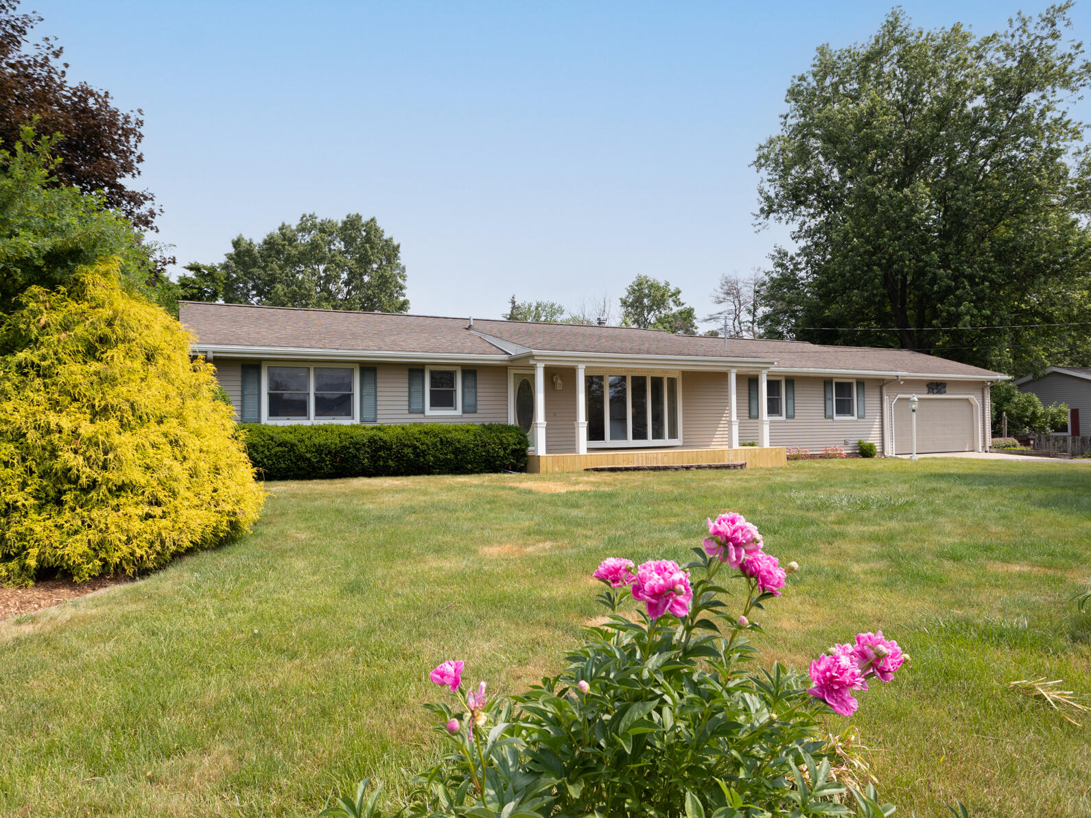 1000 Maple Grove Road Jackson, MI 49201 - Photo 35 of 44 0N0A9015-Edit