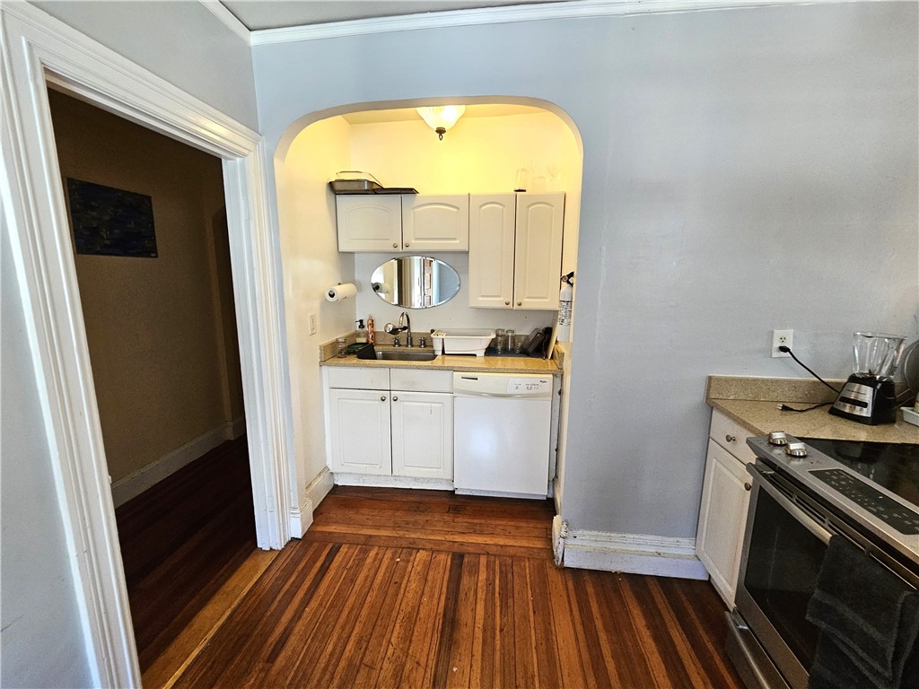 29 Laura Street, Unit 3 Providence, RI 02907 - Photo 11 of 20