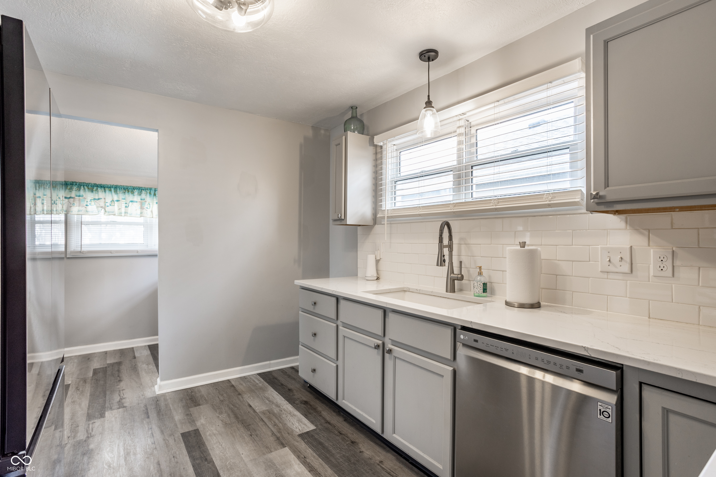 122 South 5th Avenue Beech Grove, IN 46107 - Photo 14 of 30