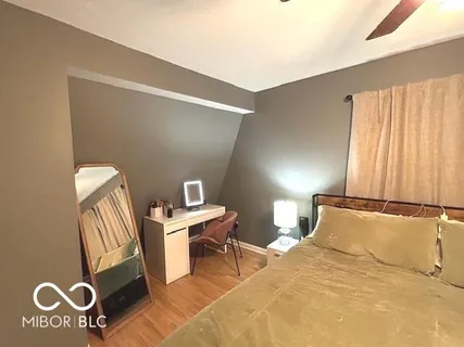 $240,000 | 122 South 5th Avenue, Beech Grove, IN 46107