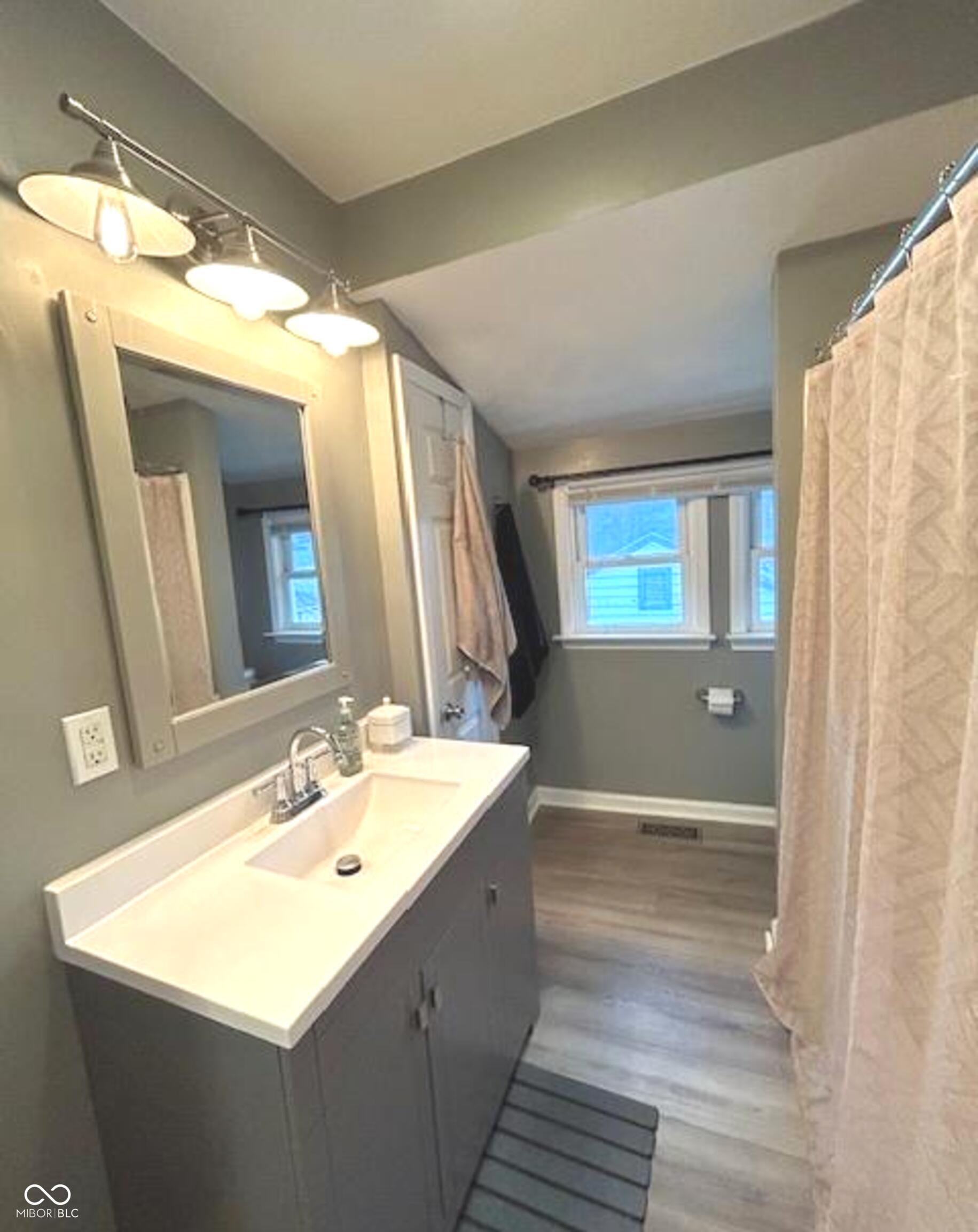 122 South 5th Avenue Beech Grove, IN 46107 - Photo 28 of 45