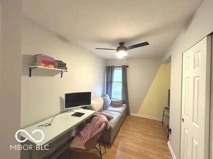 $240,000 | 122 South 5th Avenue, Beech Grove, IN 46107